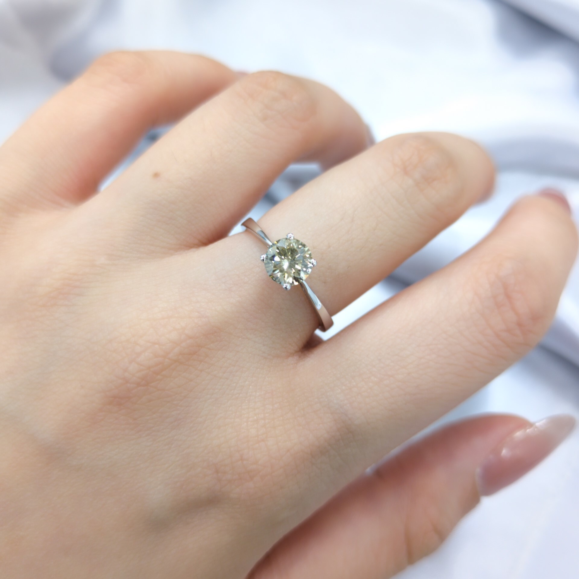 18K White Gold 0.79ct Diamond Ring