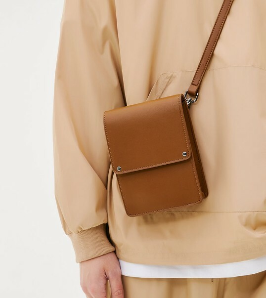 【預購】TRILLION 多肩帶 迷你 皮革 方包 小包 側背 肩背 男女同款 黑色 棕色