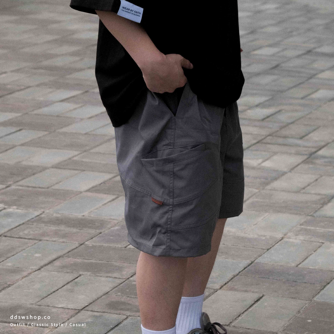 "現貨" D.CLOSET 口袋機能彈性短褲