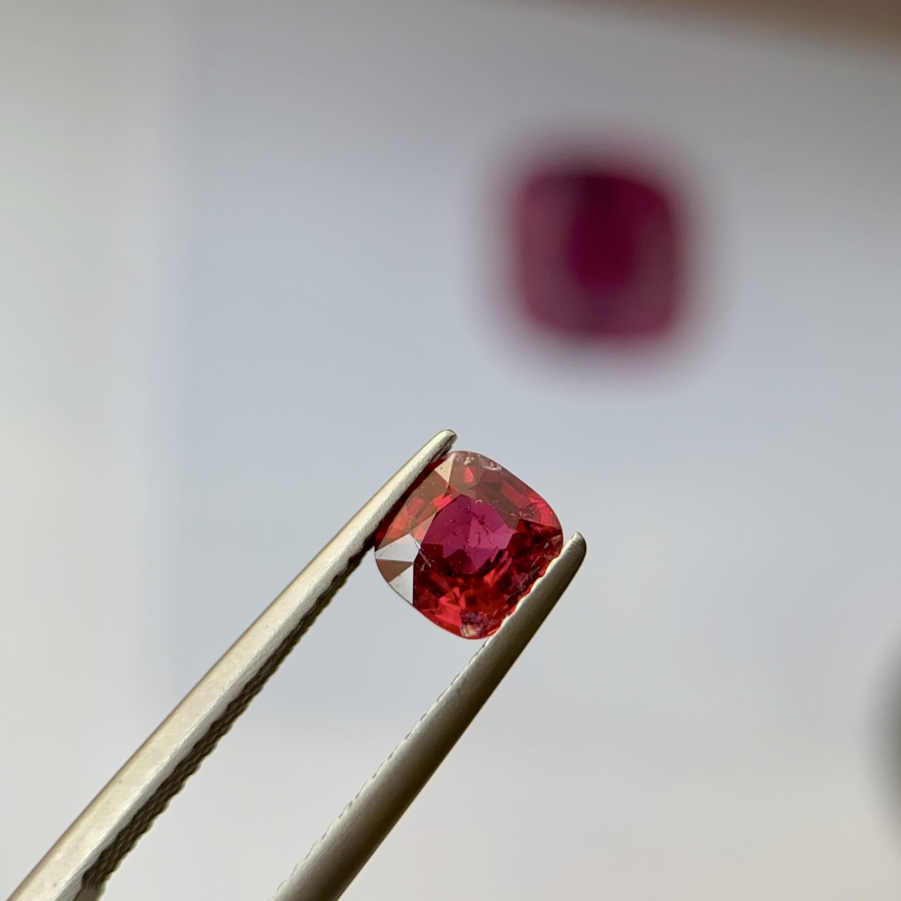 1.01ct 緬甸無處理紅寶尖晶TDUGR證書
