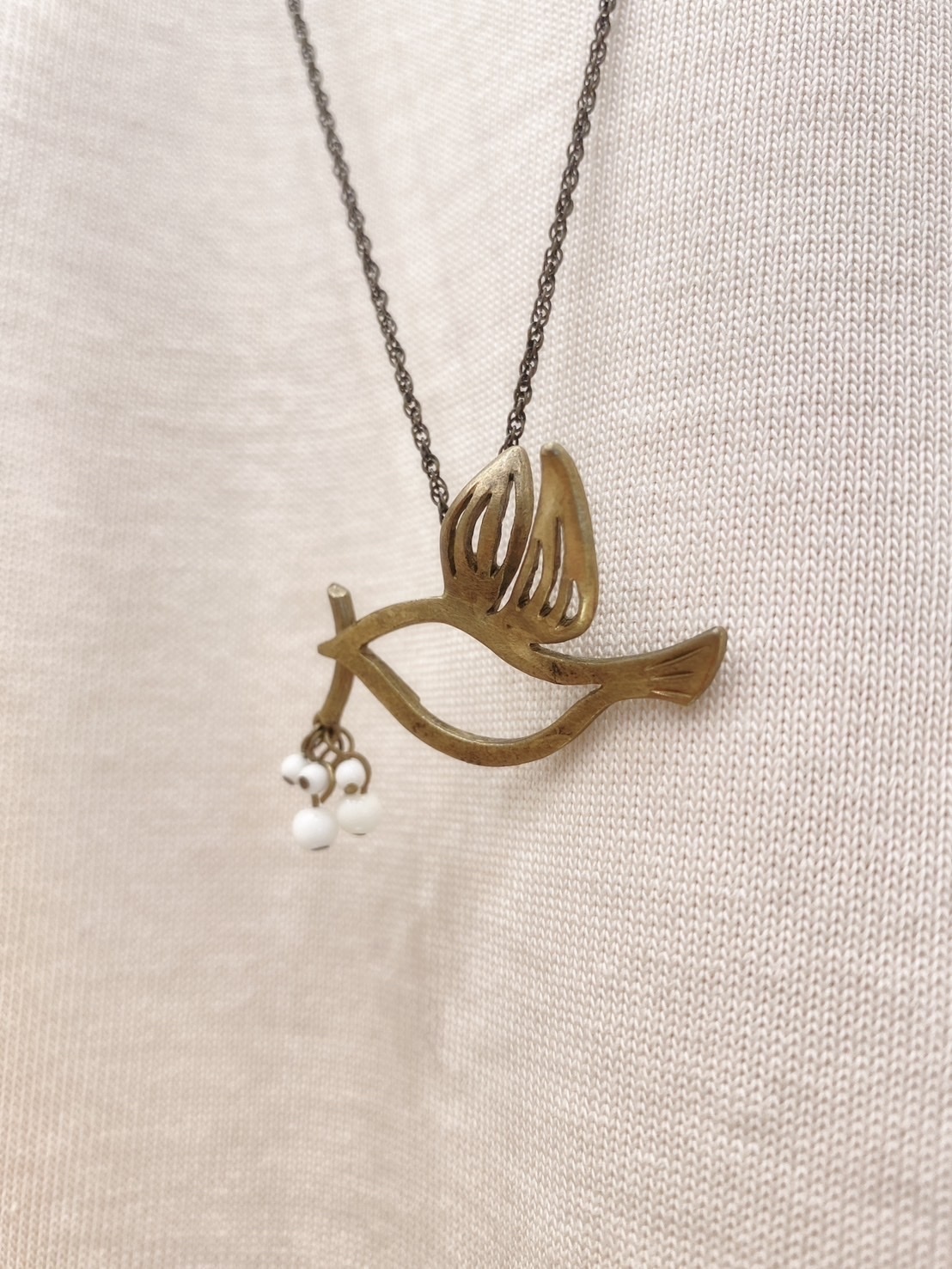 做舊飛鳥叼枝項鍊