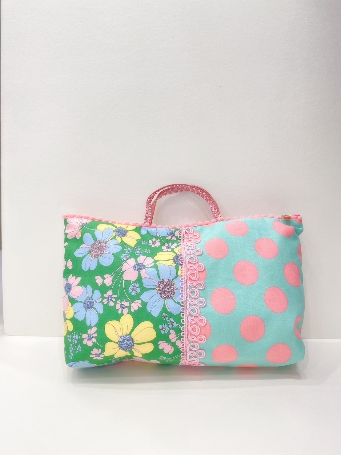 春花蕾絲束口包