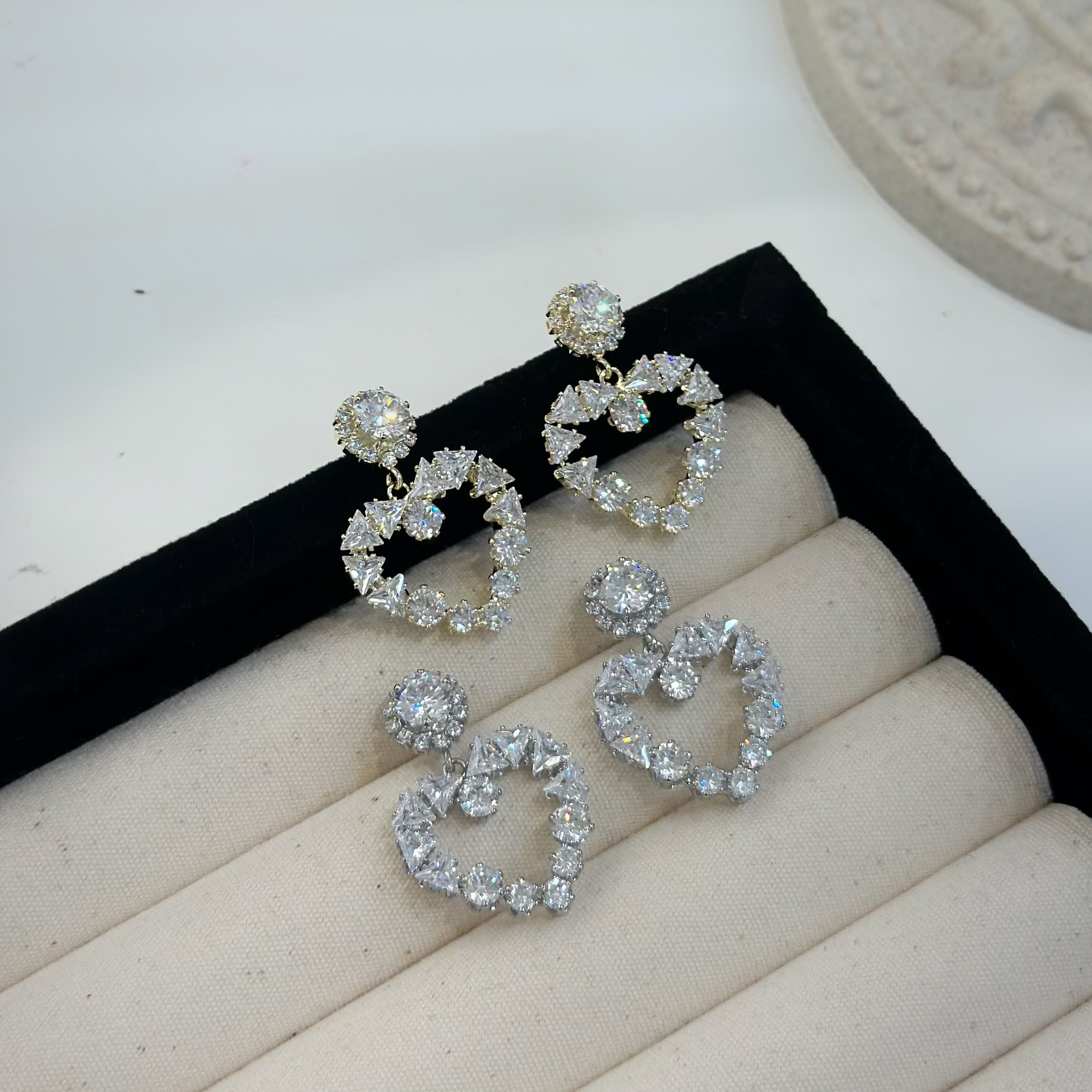 T04鋯石滿鑽愛心垂吊