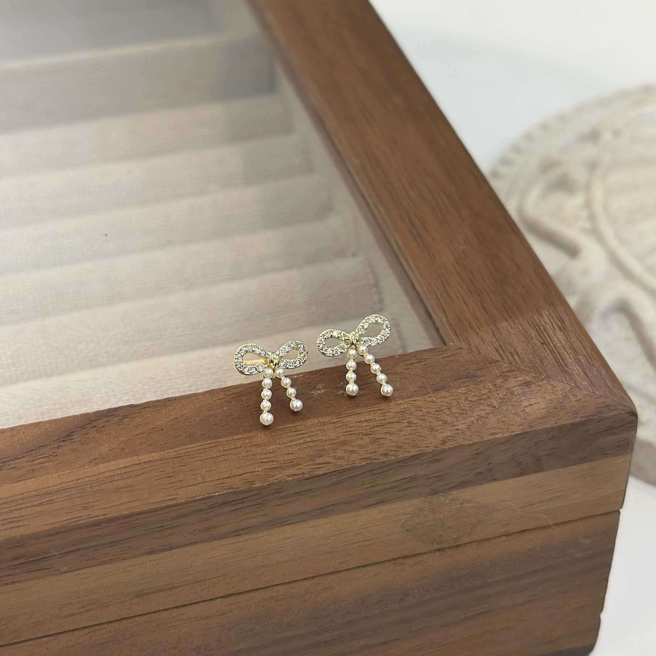 T06珍珠蝴蝶結耳貼