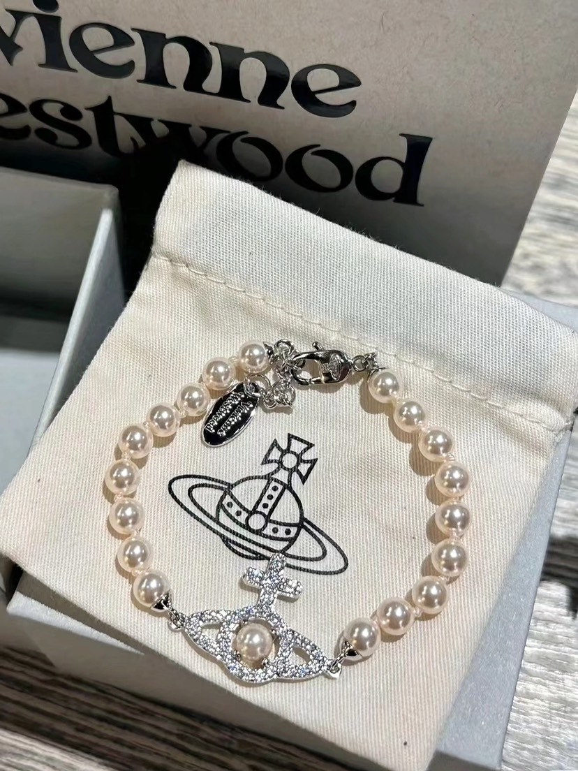 Vivienne Westwood Olymplia pearl bracelet 十字水晶土星圖案 鍍鉑金 珍珠手鍊 女款 銀白色