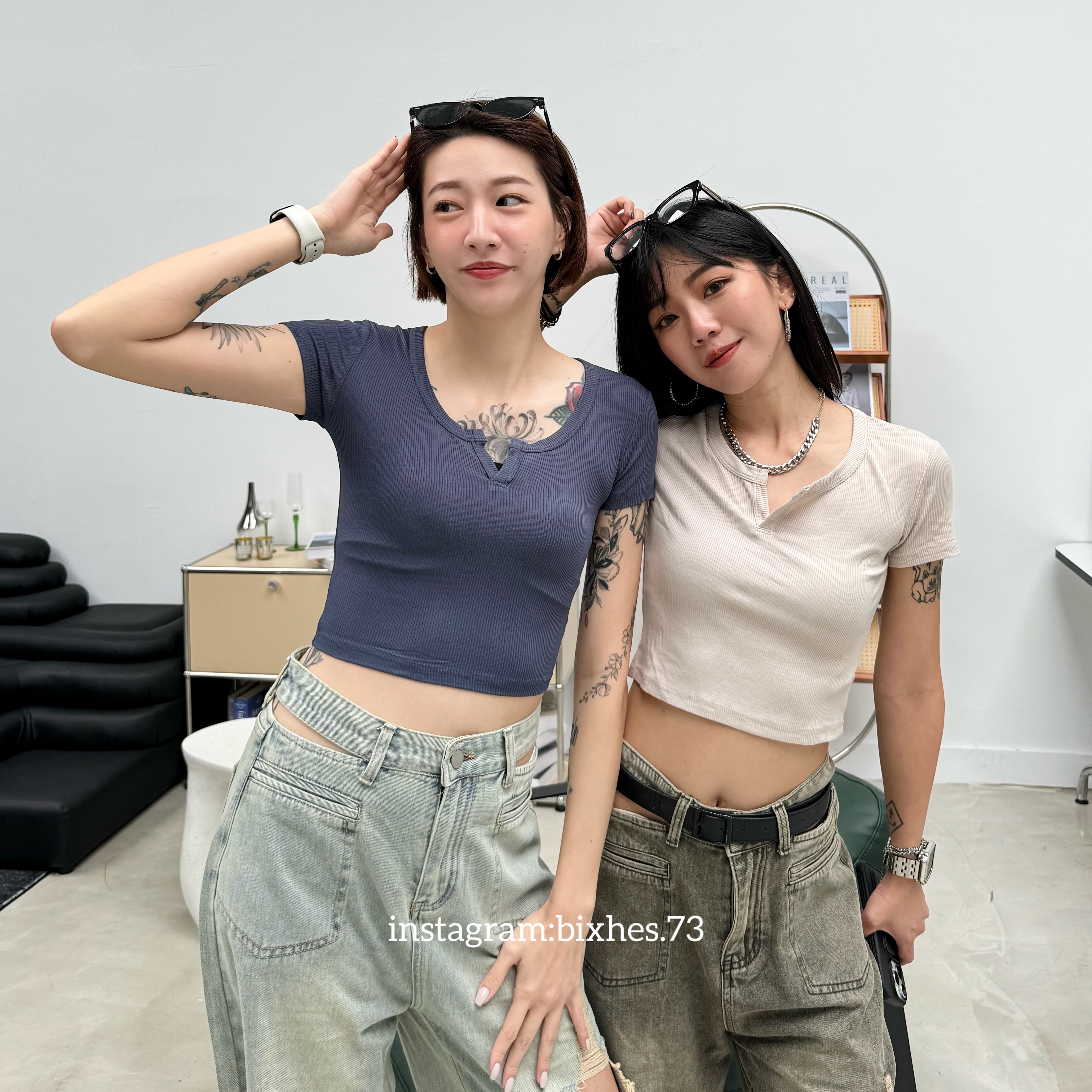 彈性小v口圓領短版T(A00081)