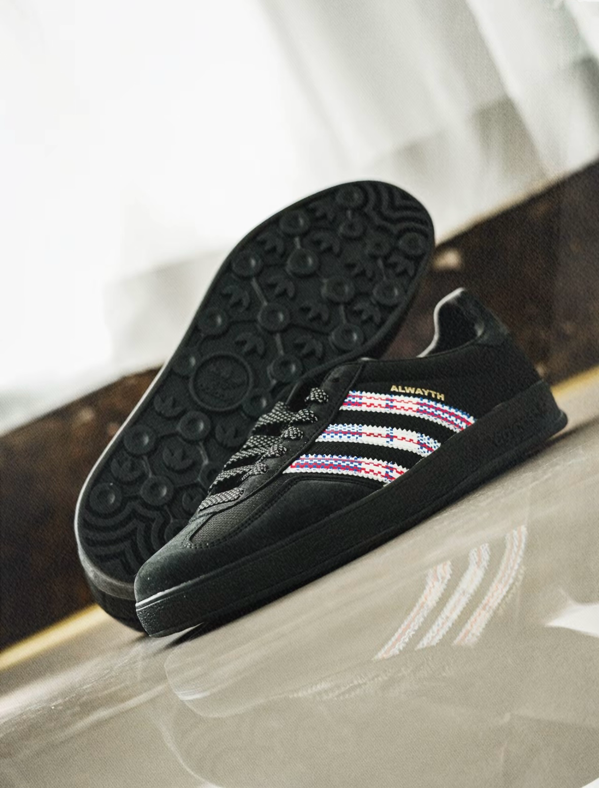 Alwayth x Adidas Originals Gazelle 全黑 藍蛇皮帶 英倫風 復古 德訓鞋 男女款 IH7609/預購