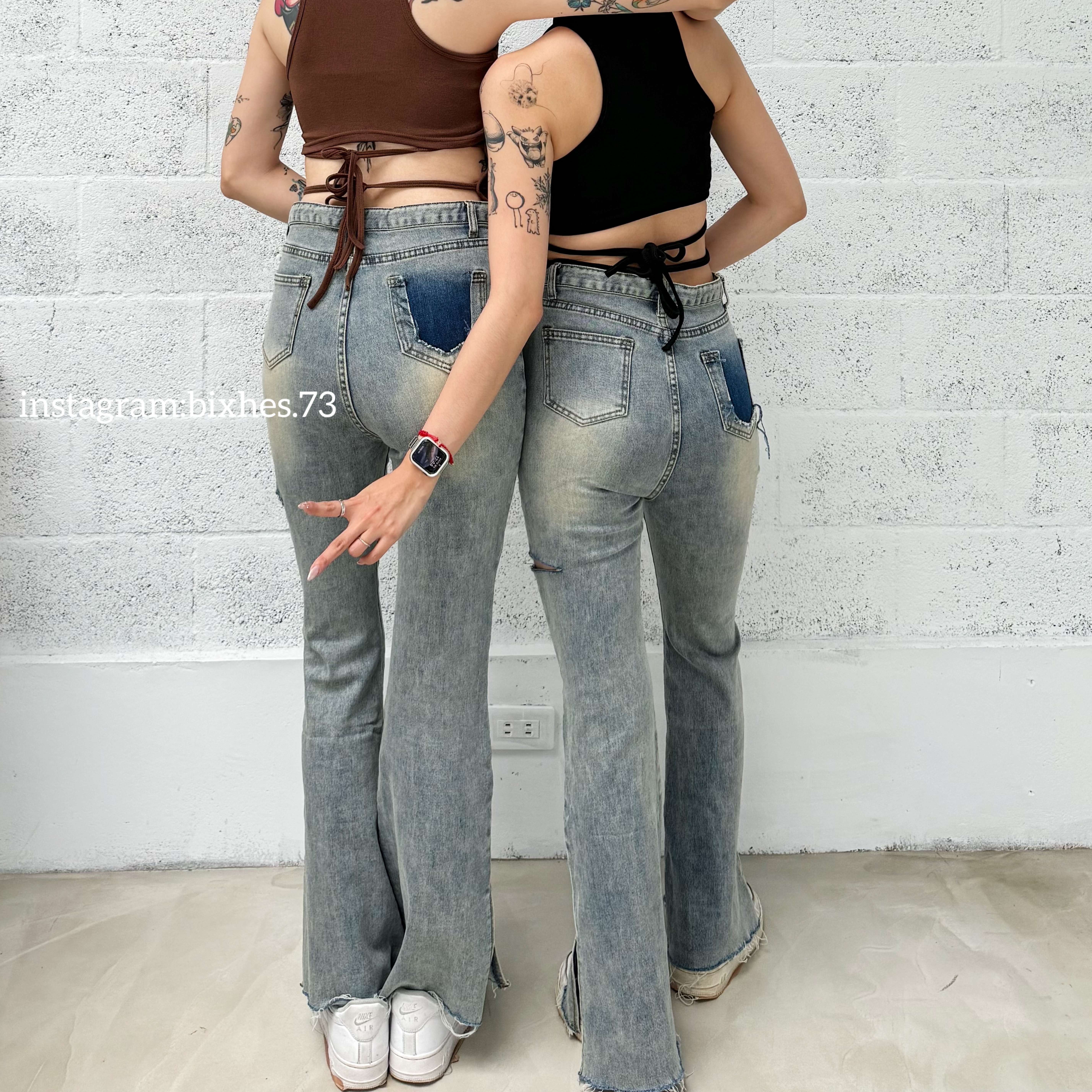 刀割淺藍喇叭牛仔褲(E00097)