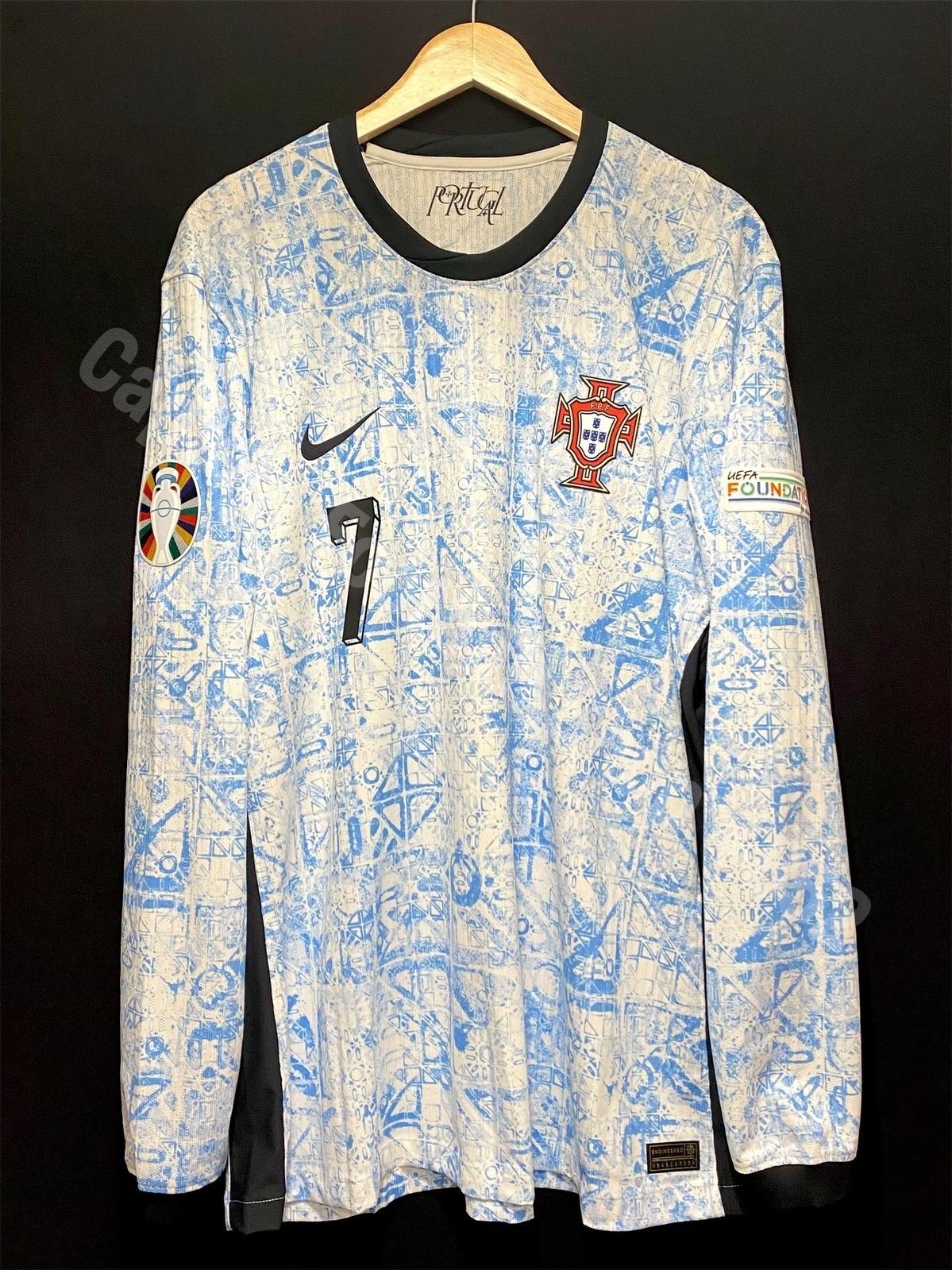 (更衣室版) 葡萄牙 2024 Nike 作客長袖更衣室球員版球衣 #7 RONALDO