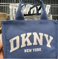 [S] DKNY R42AGC80 HADLEE SM TOTE,SKY, 755403577979 (SD1054)