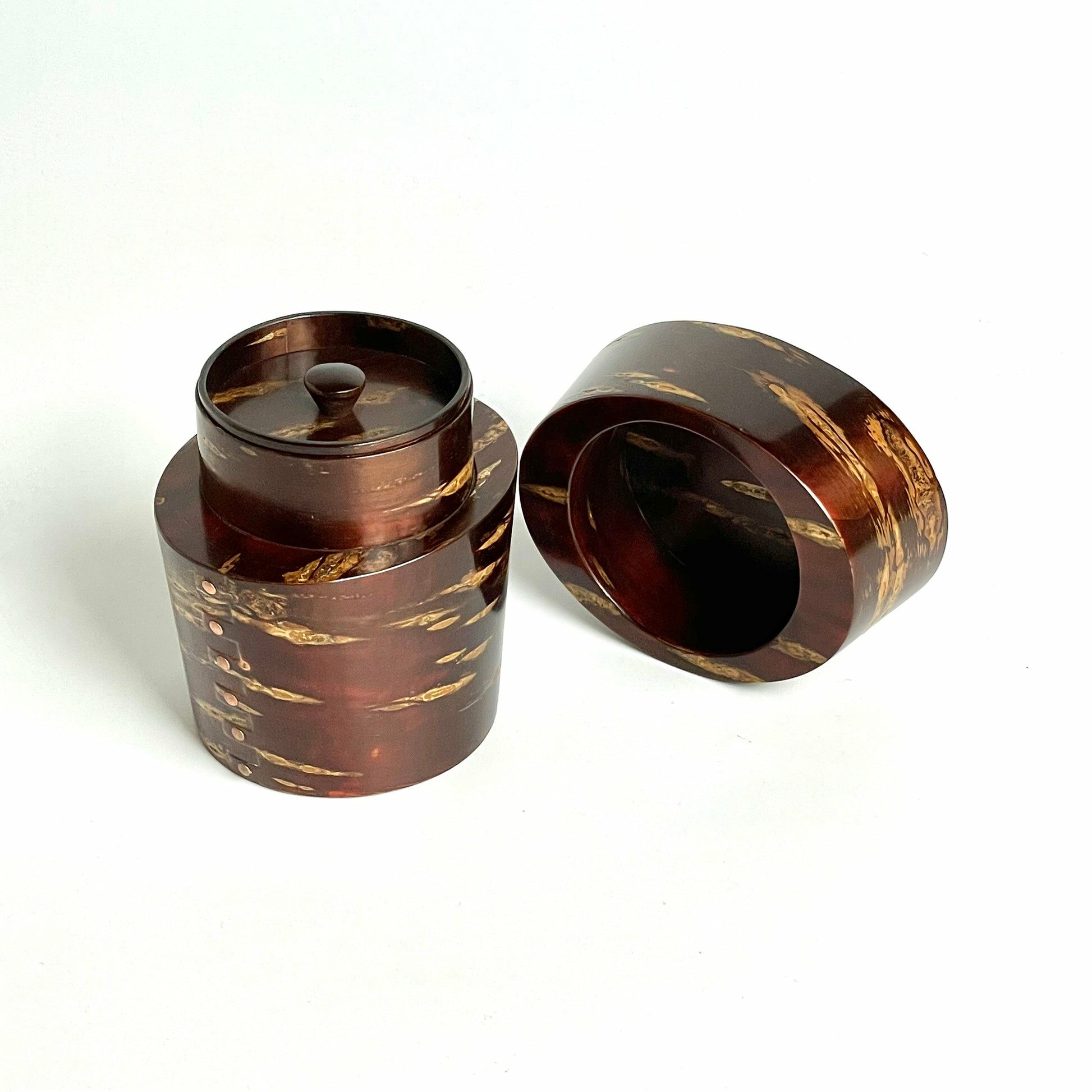 富岡商店 六角櫻花木皮茶筒(横合い美人)