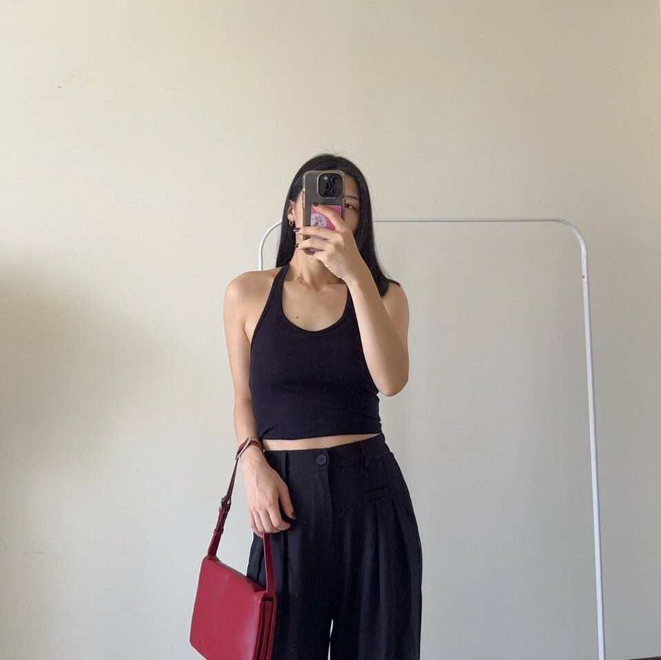 繞脖款大露背（bratop）（現貨）