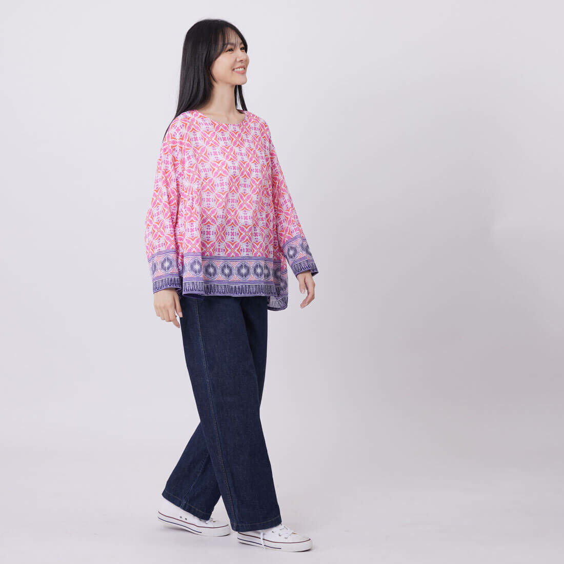 Charlene度假透紗印花寬擺抓褶上衣/粉桃紅