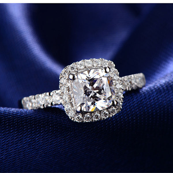 JK KOREA noble square four-claw zircon diamond ring size can be adjusted J0250