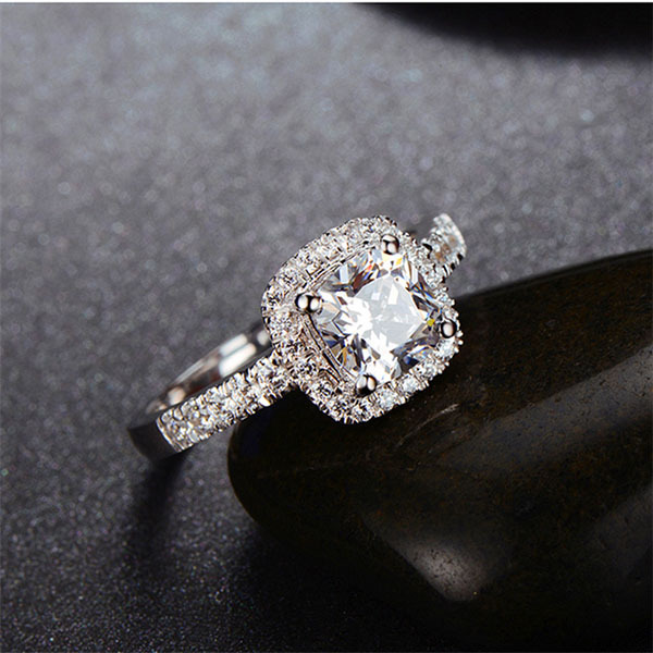 JK KOREA noble square four-claw zircon diamond ring size can be adjusted J0250