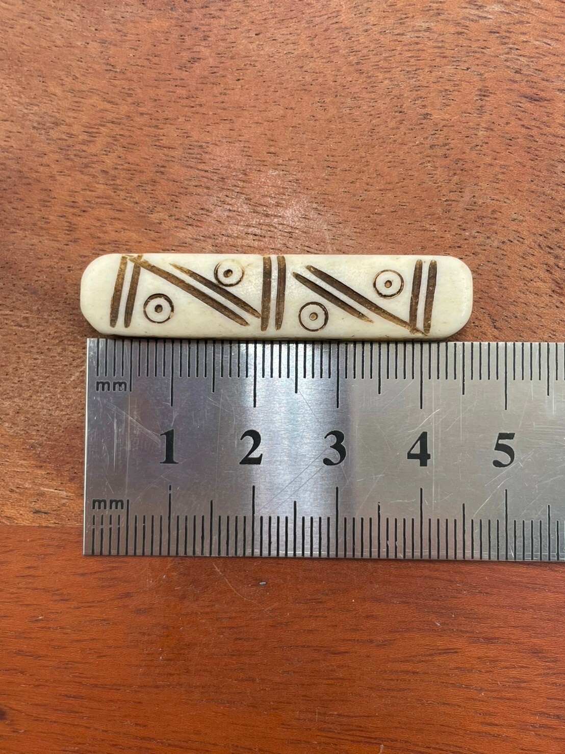 5孔-No.3圓角白色深紋長4.5寬1厚0.4