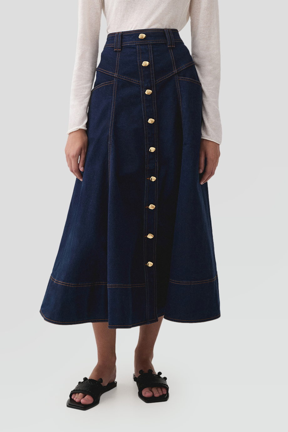 Aje｜RESONANCE 高腰車線排釦牛仔裙