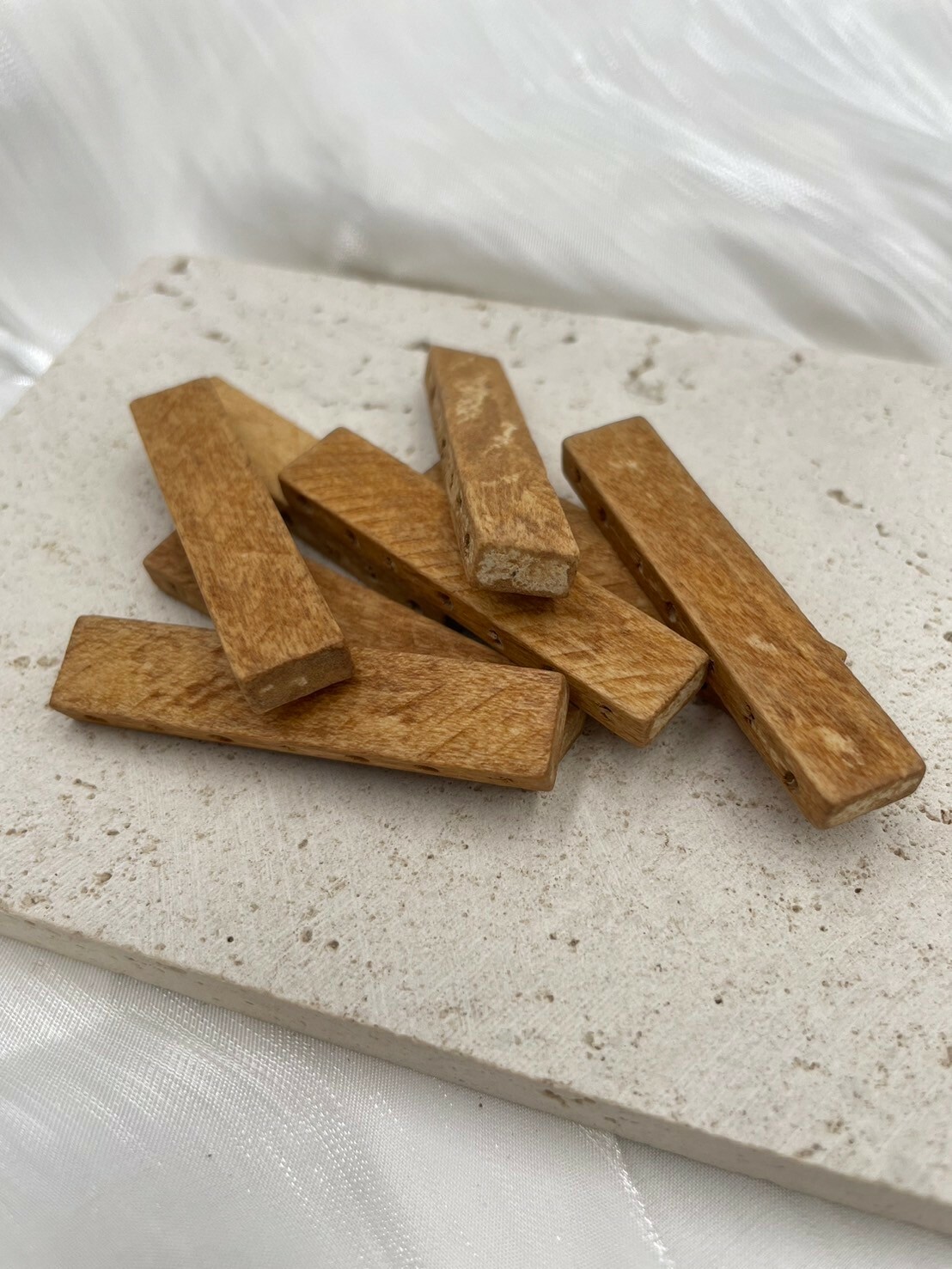 7孔-No.2素面淺褐木頭隔片長5cm寬1cm厚0.5cm