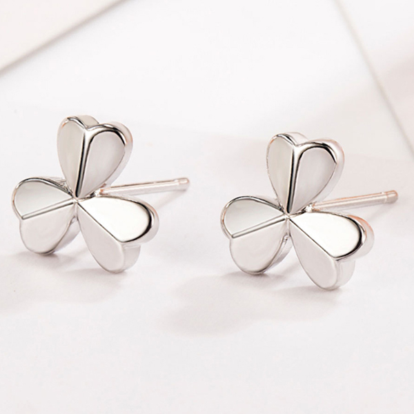 JK KOREA new happy clover lucky earrings elegant small fresh thick leaf earrings personality girl earrings J0862