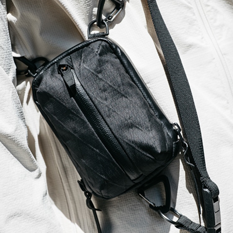 COFB / ANNEX 360 背錢包