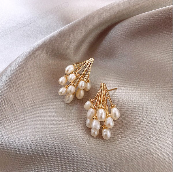 JK KOREA Baroque Pearl Earrings Palace Style Earrings J0473