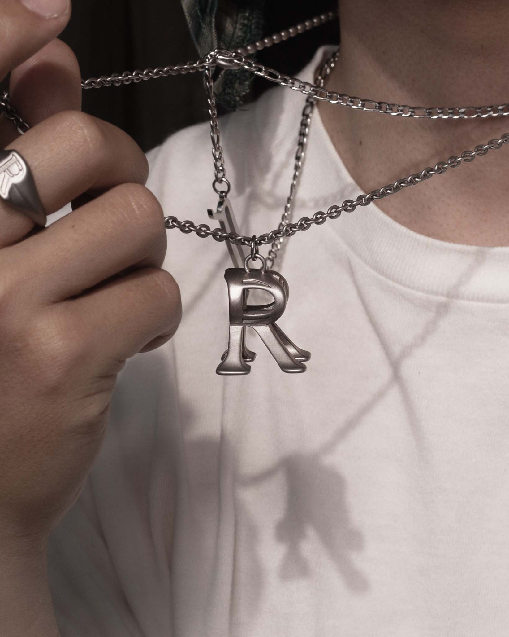 RECOVERY 立體R裝置墜鍊 (霧銀)