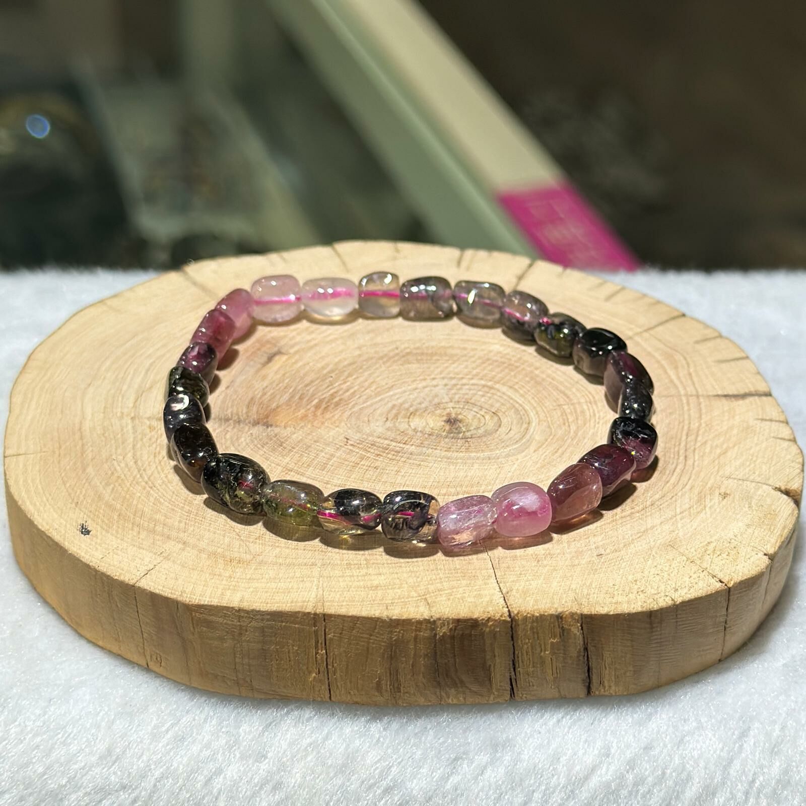 碧璽隨形手串 (淺色)