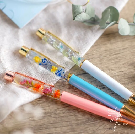 【手寫的溫度】浮游花水晶筆
