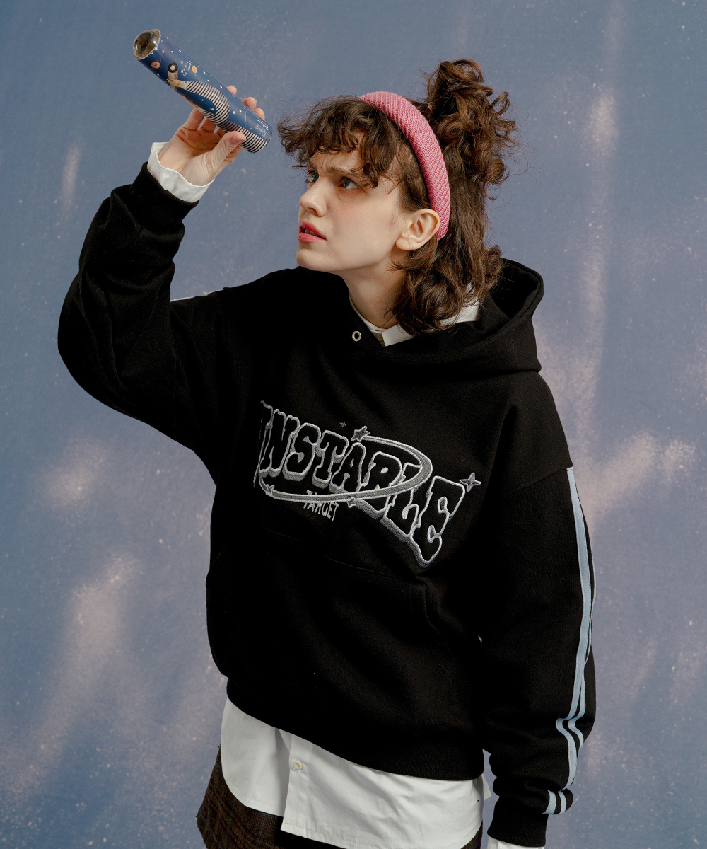 <預購> 韓國WV PROJECT 電繡UNSTABLE💫無抽繩高磅帽T