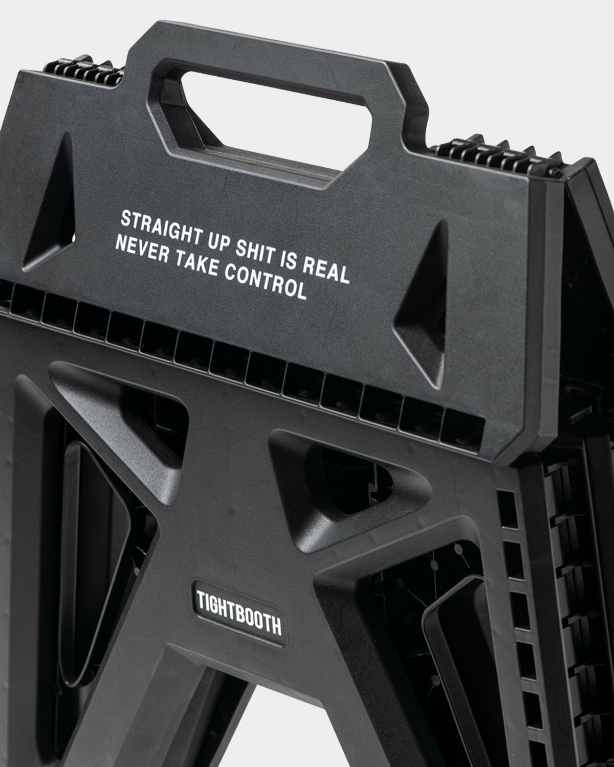 TIGHTBOOTH LABEL LOGO FOLDING STOOL 椅子 TIGHTBOOTH LABEL LOGO FOLDING STOOL 椅子