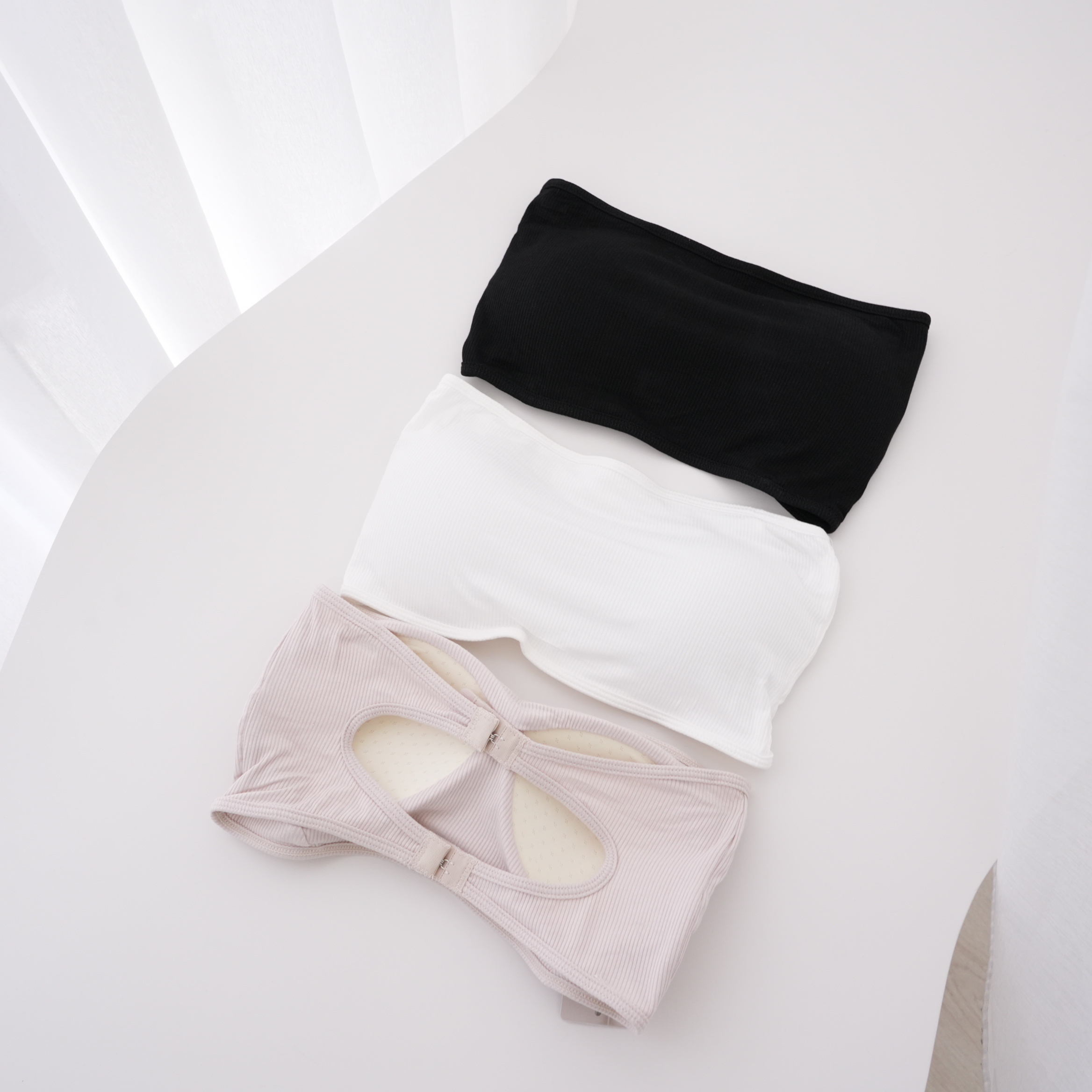 法朵Fado shop｜勾釦平口固定背心(有胸墊) 520B007 三色