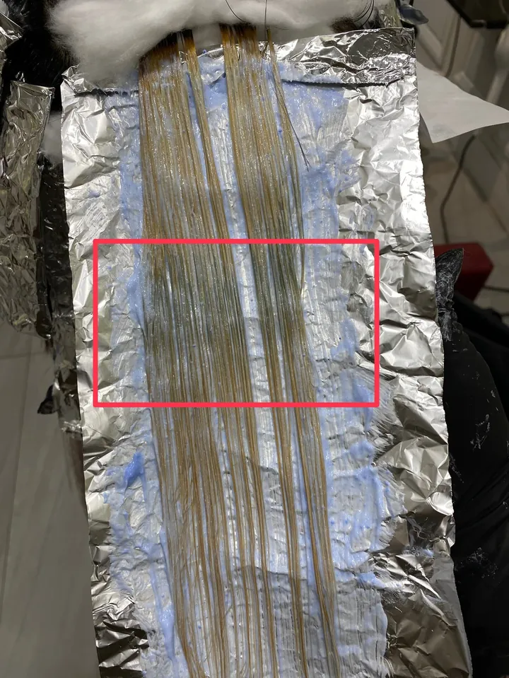 Before-and-after comparison using plant-based dye to correct color build up