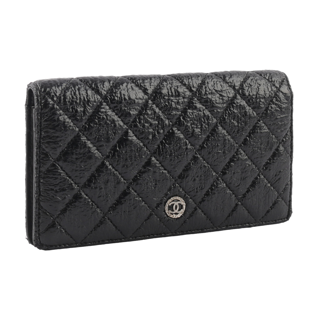 【CHANEL】銀色圓形CC Logo 皺褶皮革二折對開長夾