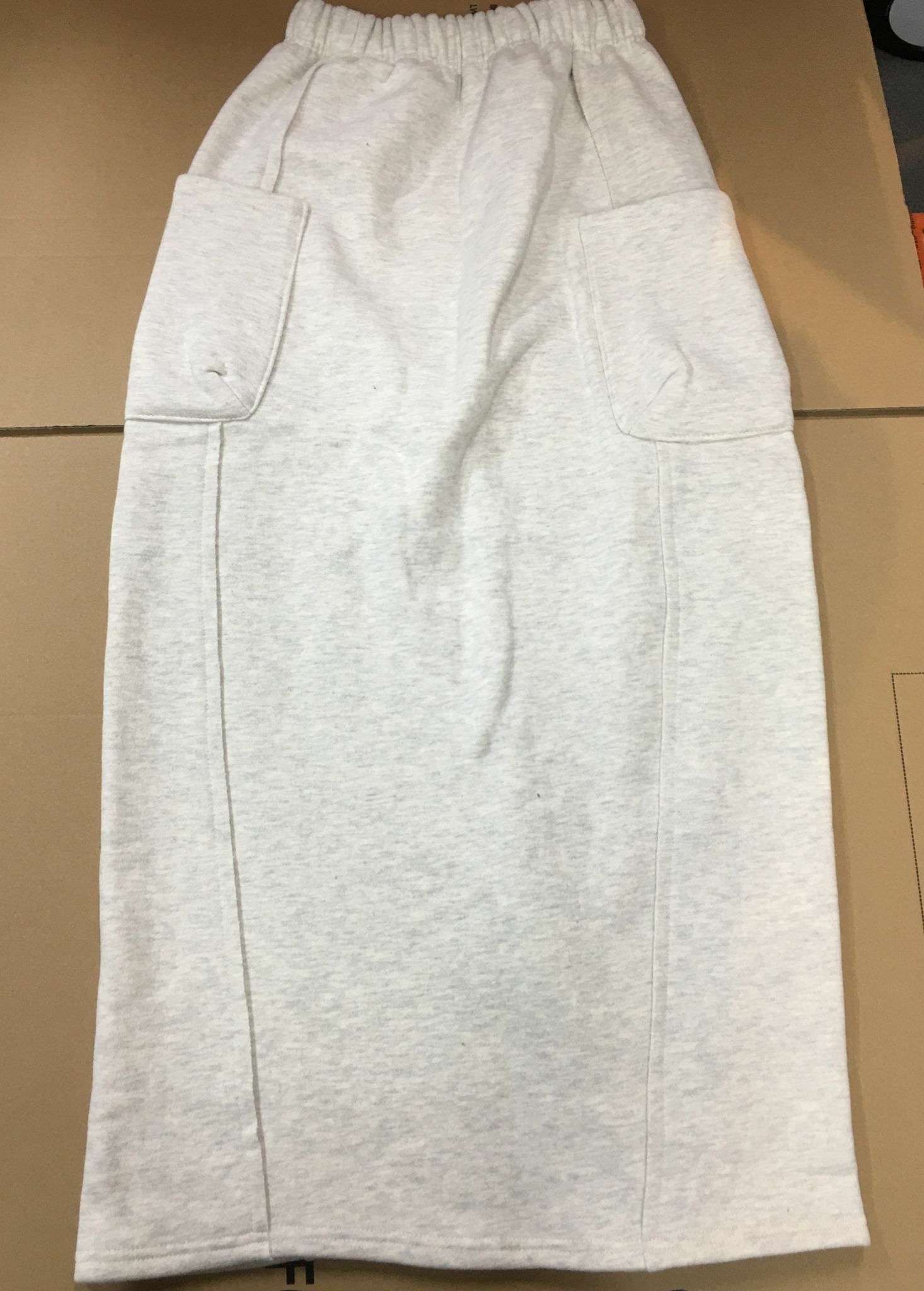 現貨 檢筋腰長裙 (AT 617)