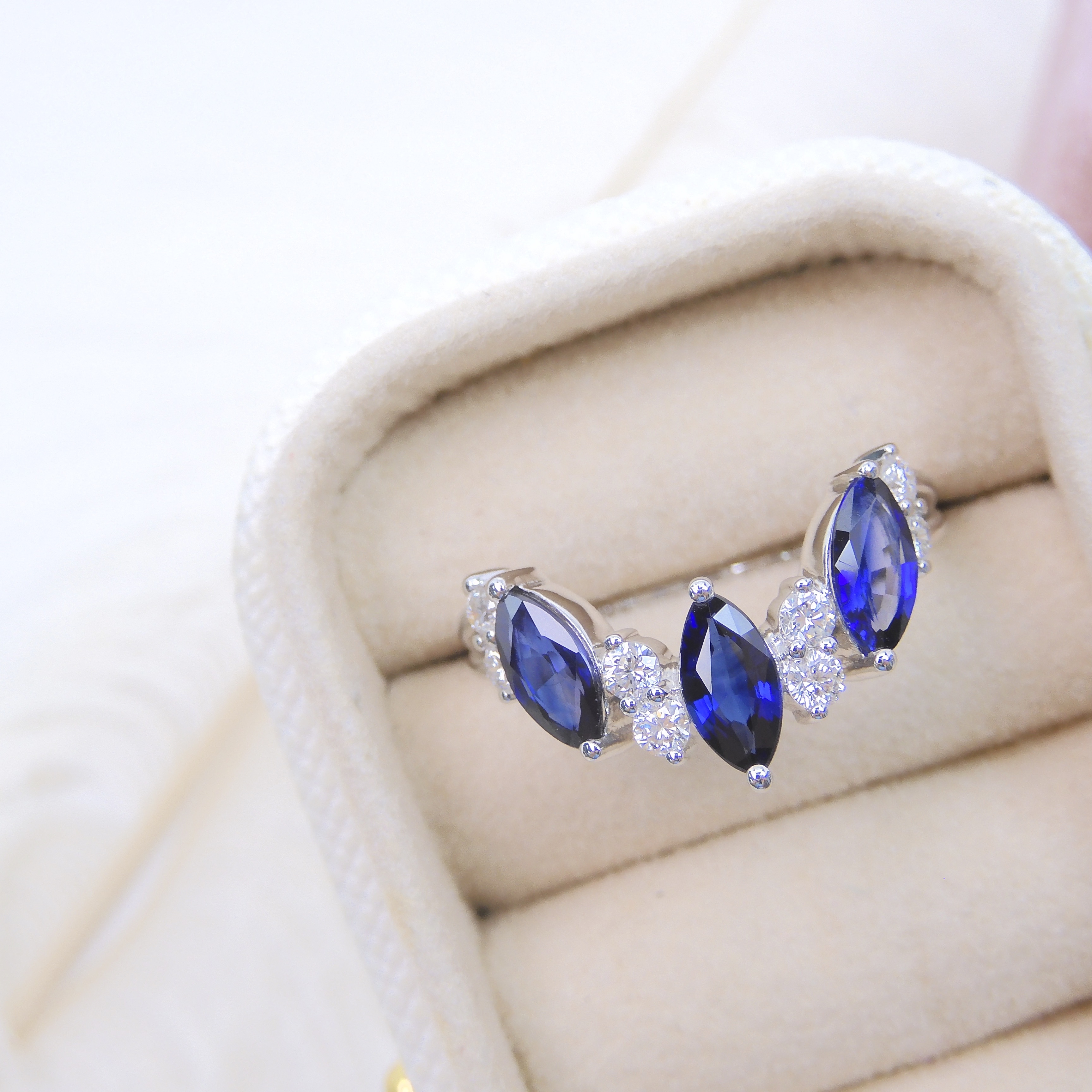 18K金 1.38ct 藍寶石戒指