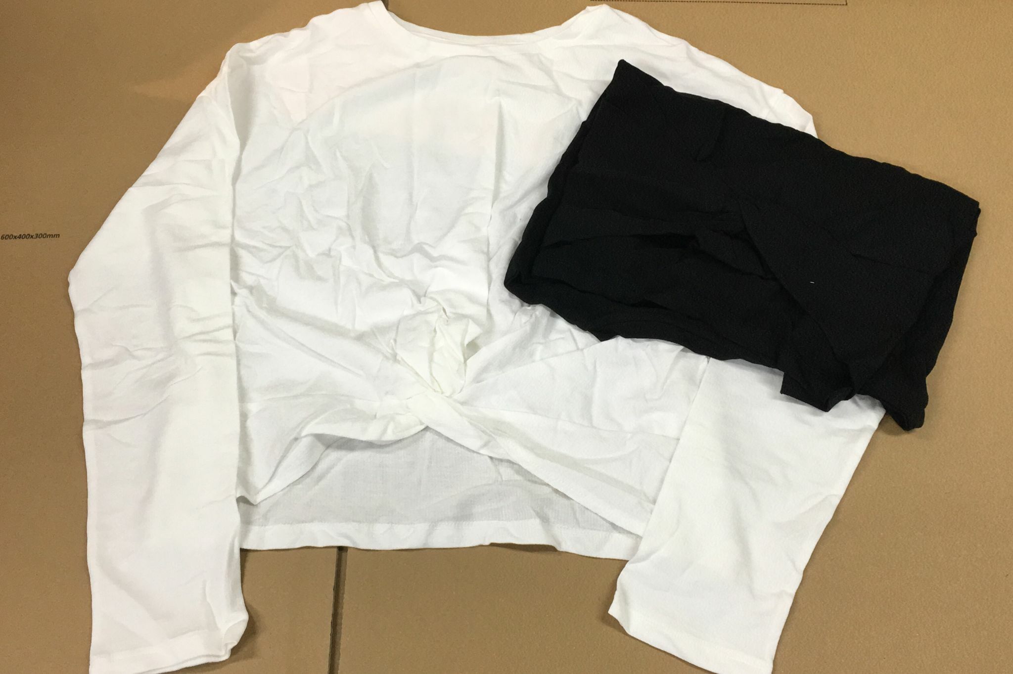 現貨 蝴蝶結長袖TEE (AT 624)