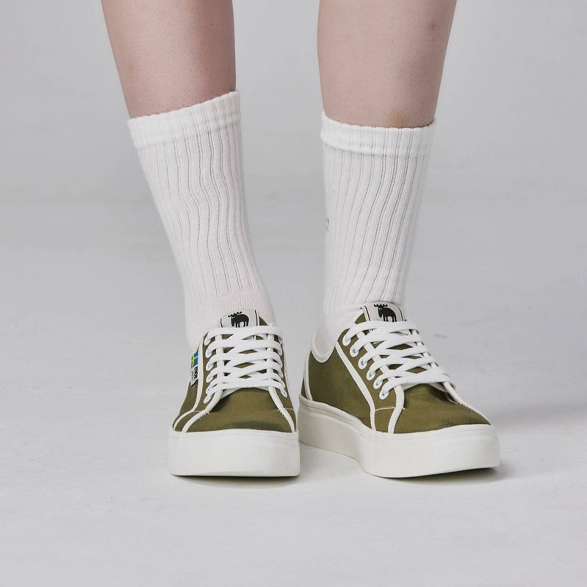 【惜福商品$699】moz瑞典 駝鹿 小香風休閒鞋 (綠)