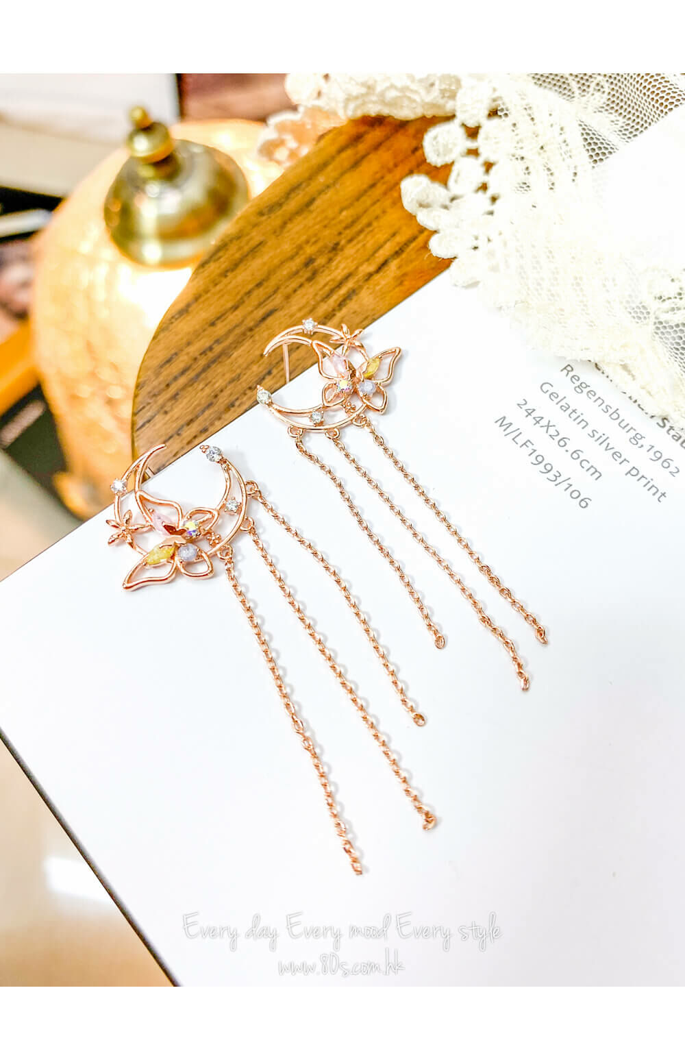 鋯石 閃石 ‧ 月亮 蝴蝶 ‧ 流蘇 玫瑰金色耳環【231-1009】【不設退換】