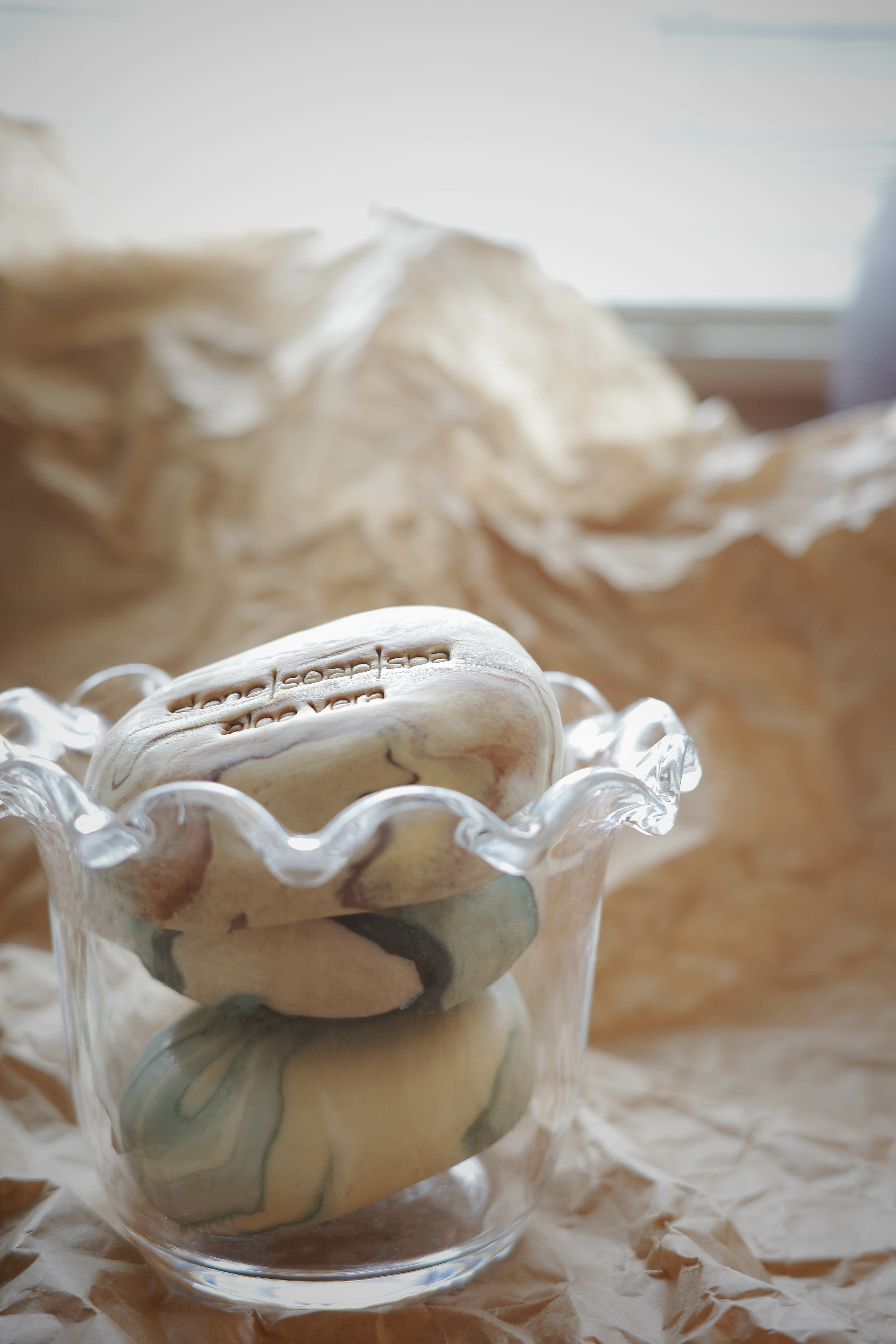 Stone soap spa 鵝卵石香氛輕柔磨砂皂＿山間野果