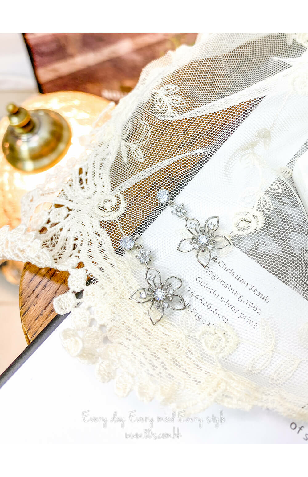 閃石 ‧ 垂擺 花花 耳環【231-1004】【不設退換】