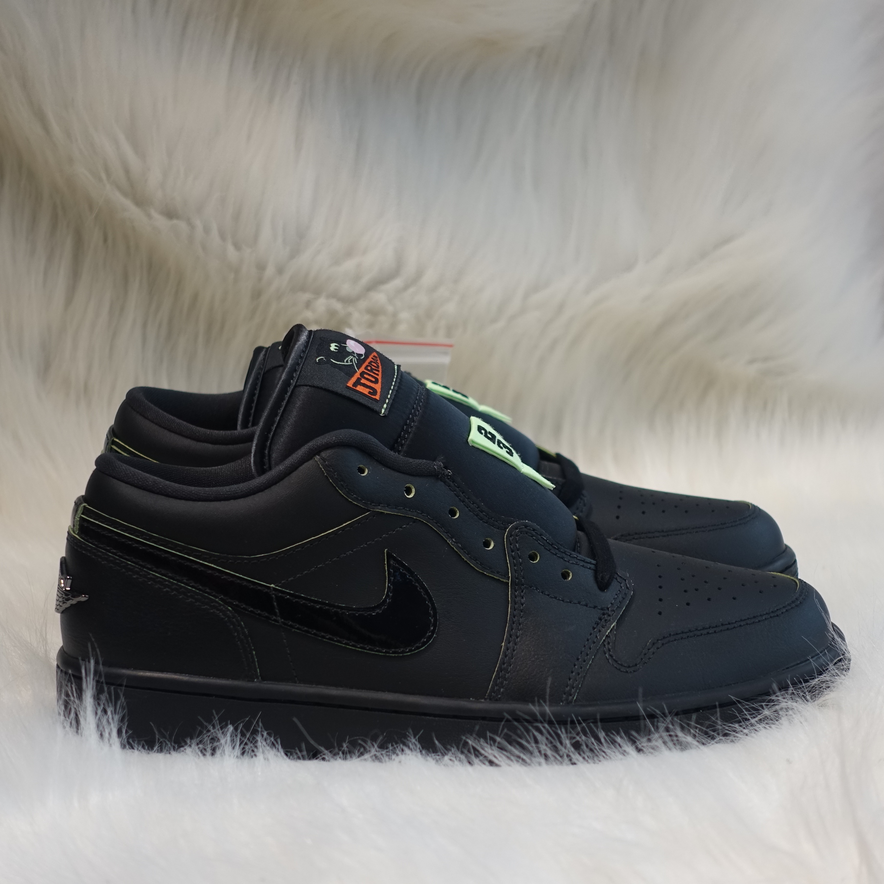 Air Jordan 1 Low SE 黑綠 Black Cat Mascot 男鞋 HM3690-001