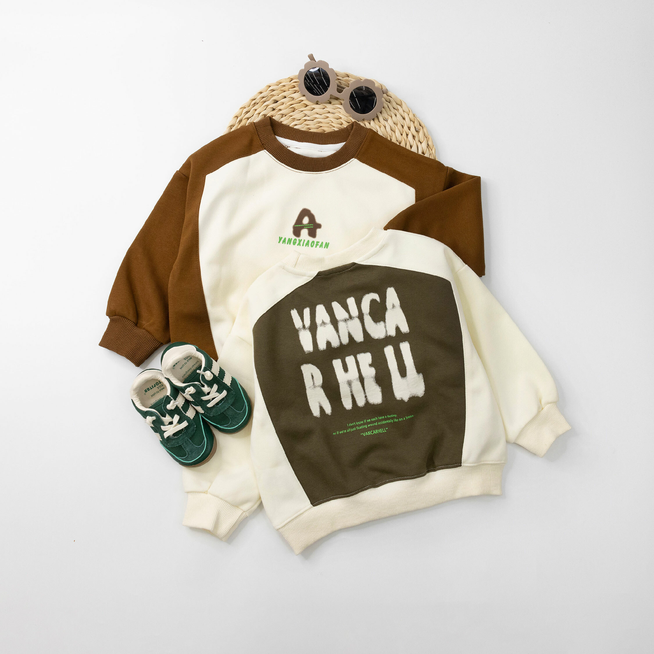 【H35229】潮流字母印花質感上衣＊二色