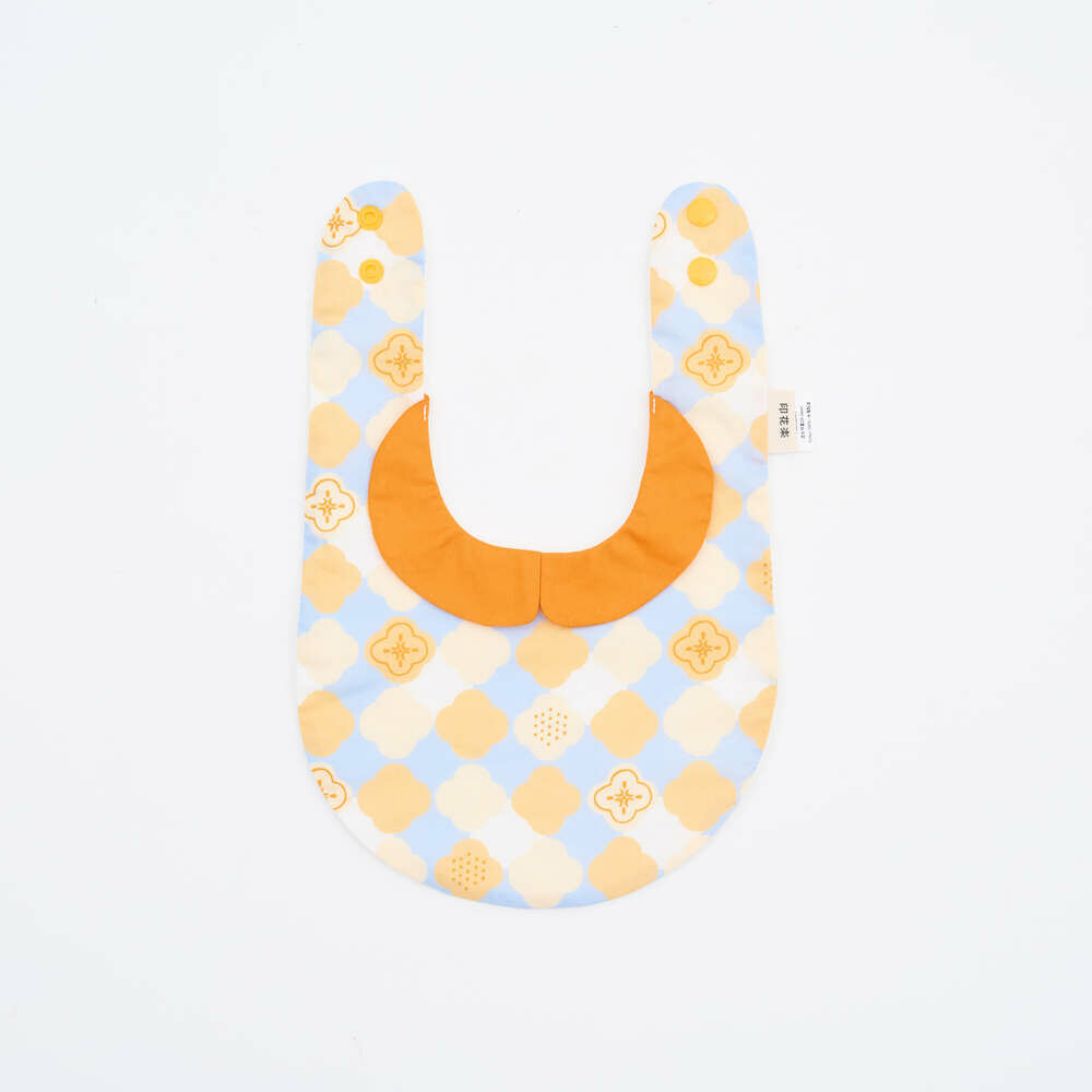 Round Collar Baby bib/Begonia Glass Pattern No.2/Delightful Yellow