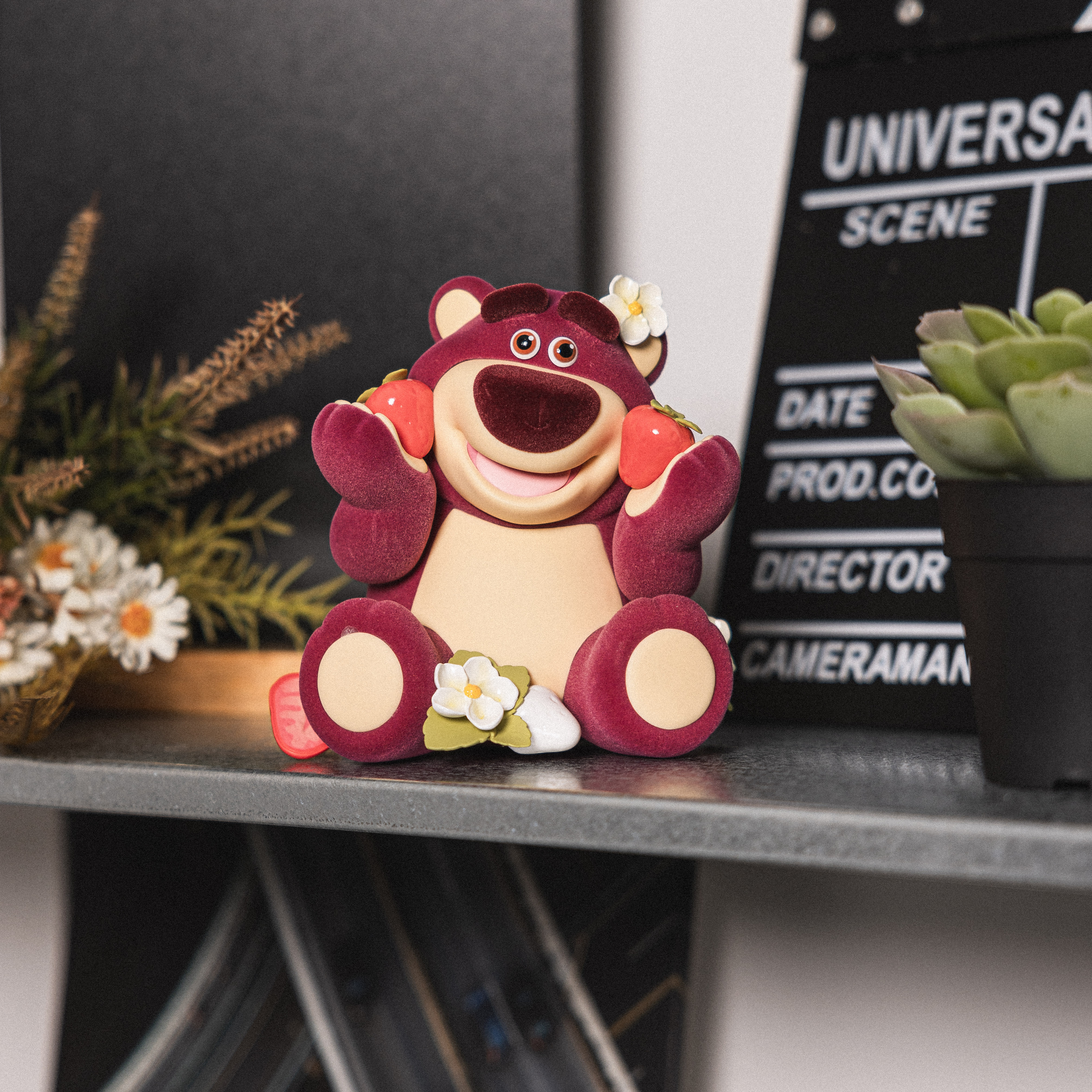 MORSTORM X DISNEY PIXAR TOY STORY LOTSO 草莓熊抱哥 植絨公仔