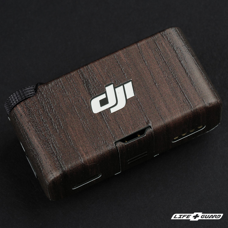 LIFE+GUARD 麥克風貼膜安裝示意，適用 DJI Mic 2