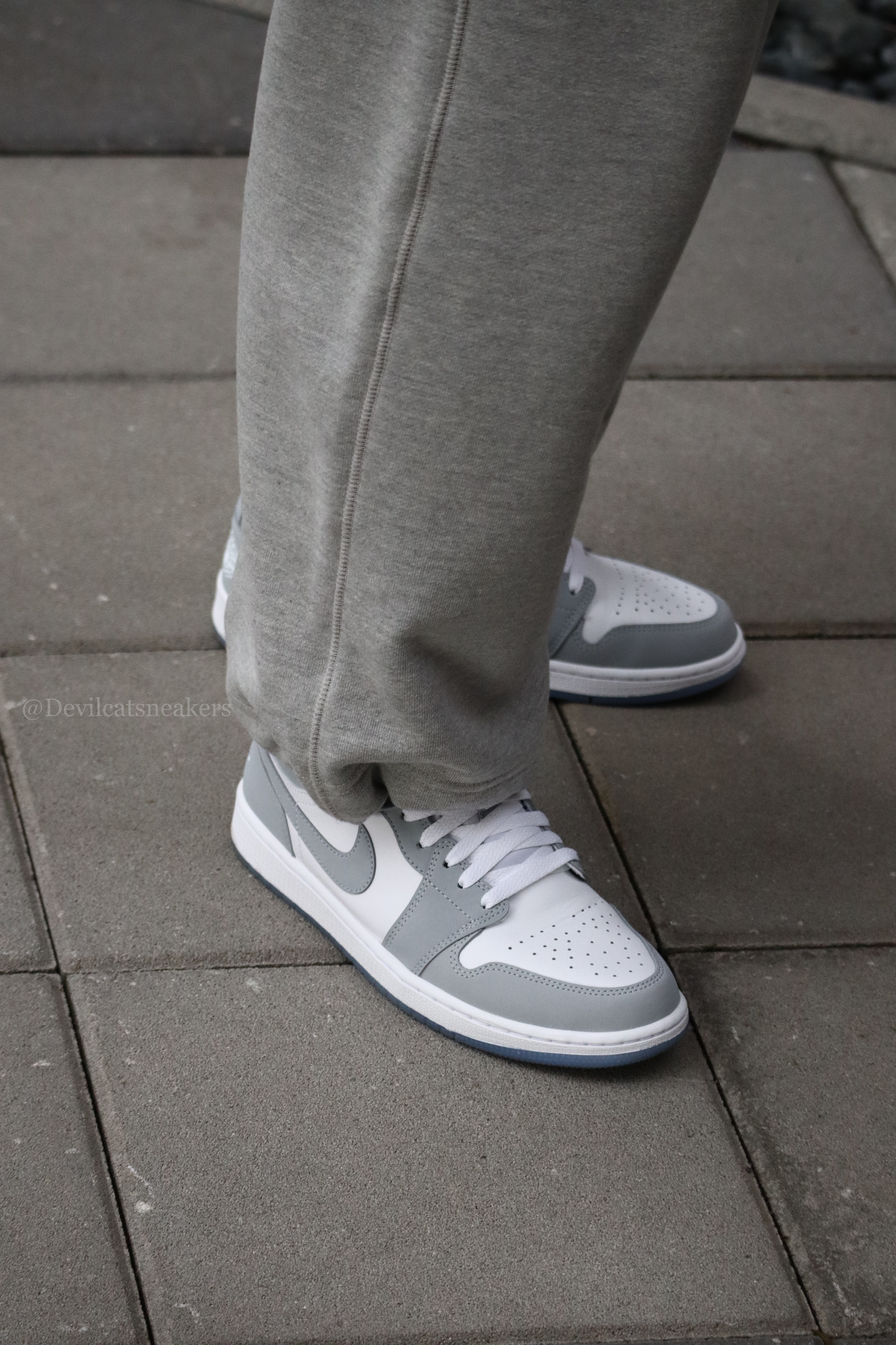 <現貨秒發!!>W Nike Air Jordan Low 1 灰白 果凍冰底小Dior 低筒