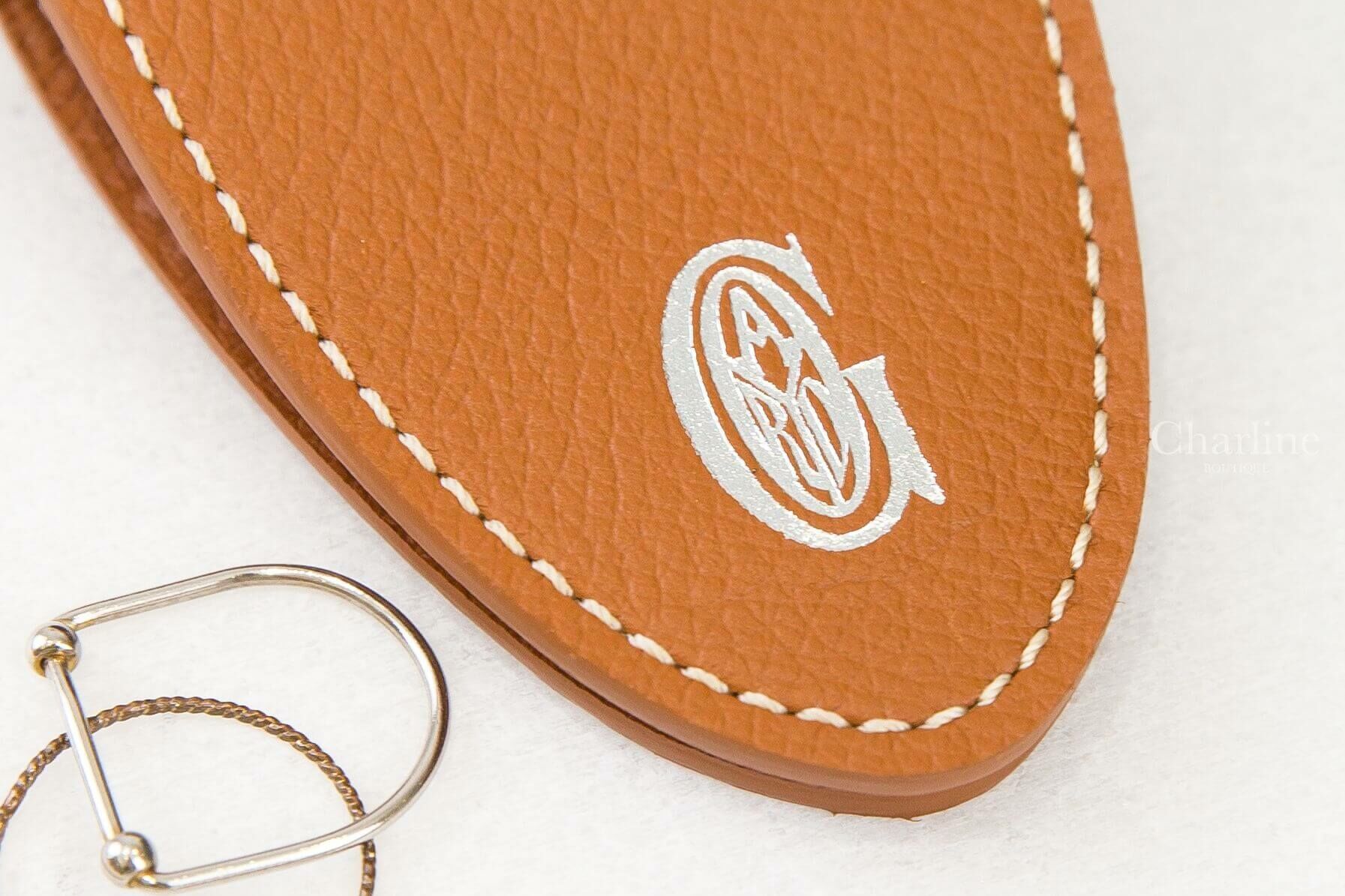 Goyard Croc Universel 咖啡色小牛皮磁吸吊飾