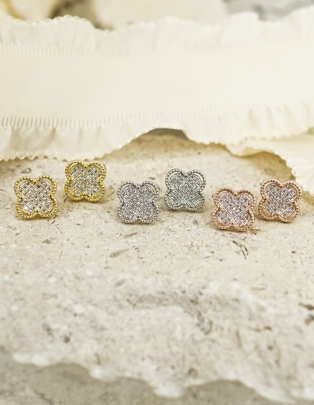 925 純銀滿版水鑽四葉幸運草耳環