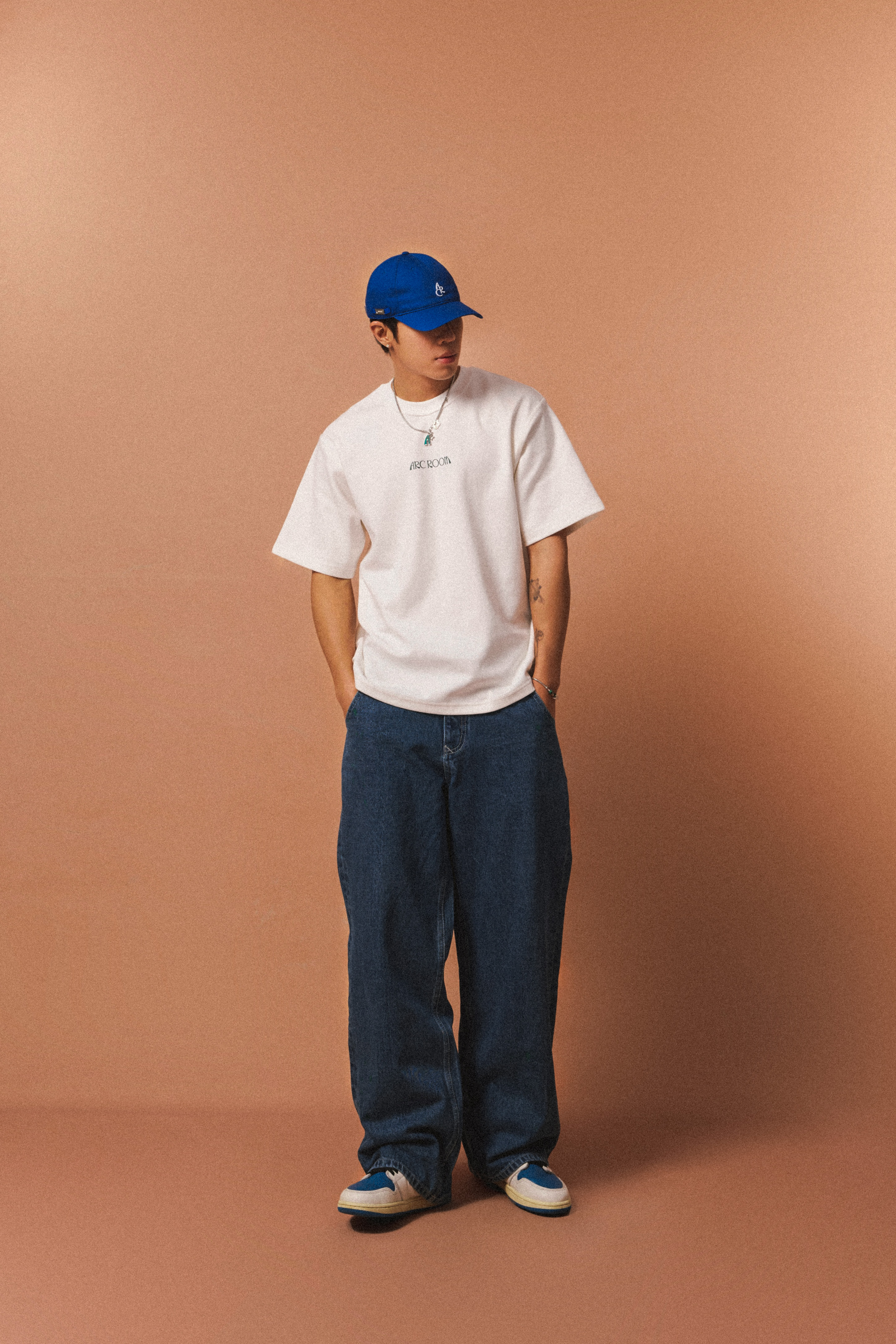 PAINT SPLATTER PRINTED JEANS - BLUE