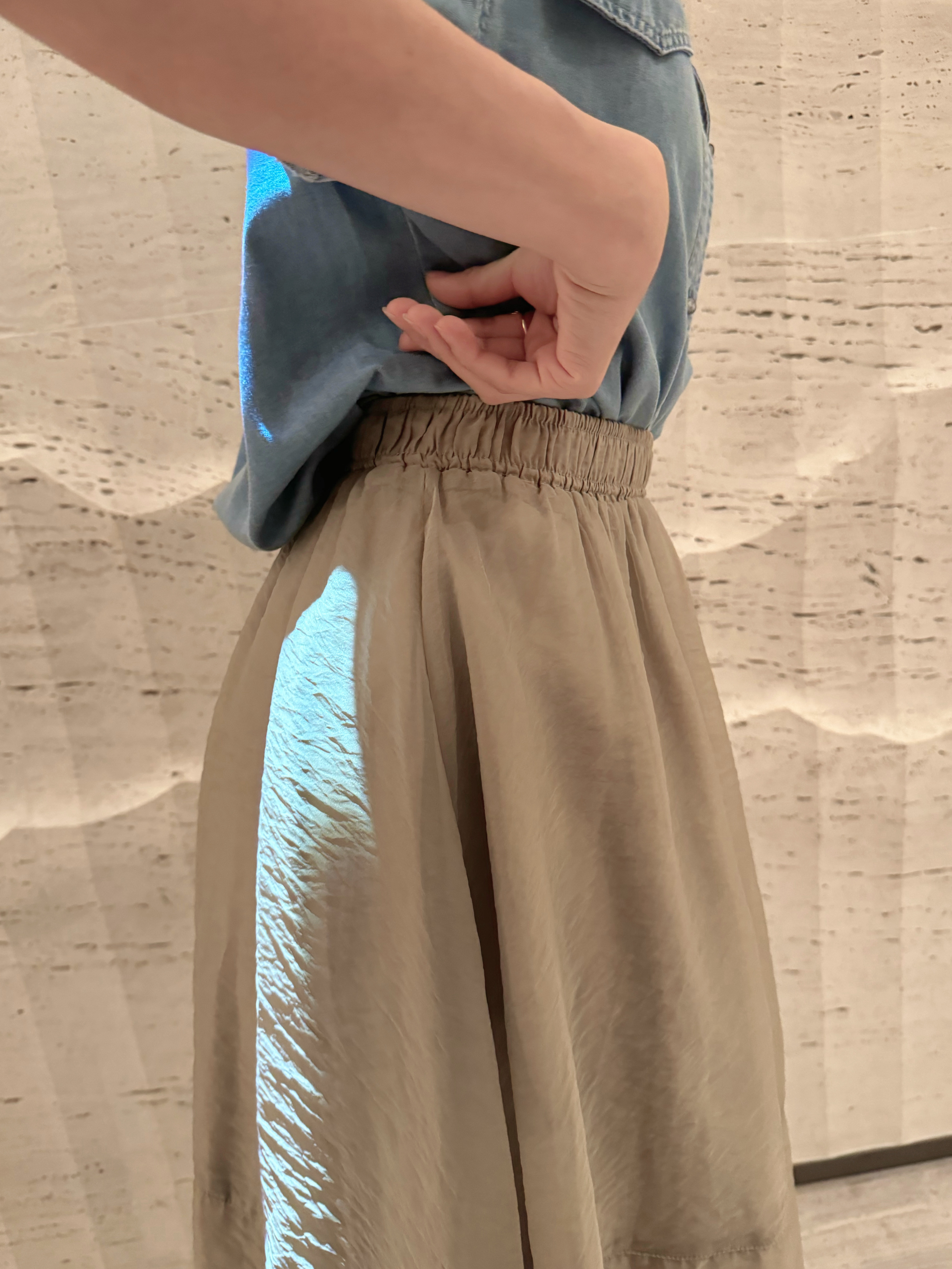 Elastic Waistband Sheer Midi Skirt_SK227L25